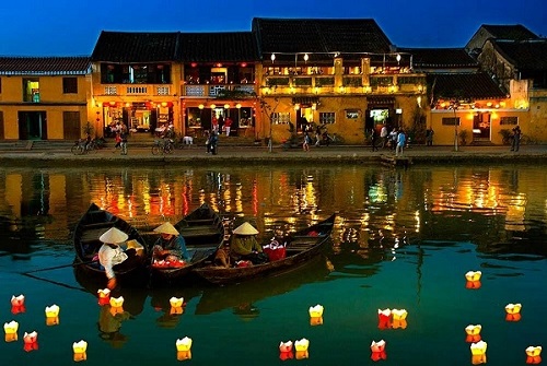 Tour du lịch miền Trung - Huế - Hội An - Đà Nẵng 3 Ngày 2 Đêm